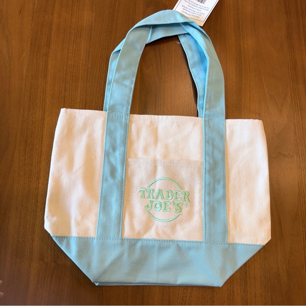 Trader Joes Pastel Baby Blue Mini Canvas Tote Easter Egg Hunt Lunch Bag NWT